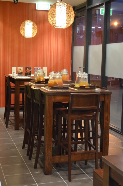 Communal tables at Dahon Tea Lounge 