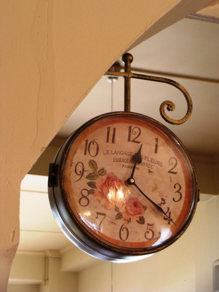 Clock at Madame Mango