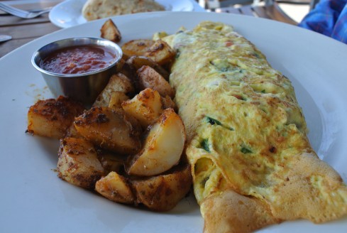 breakfast omelette at fig tree's cafe 